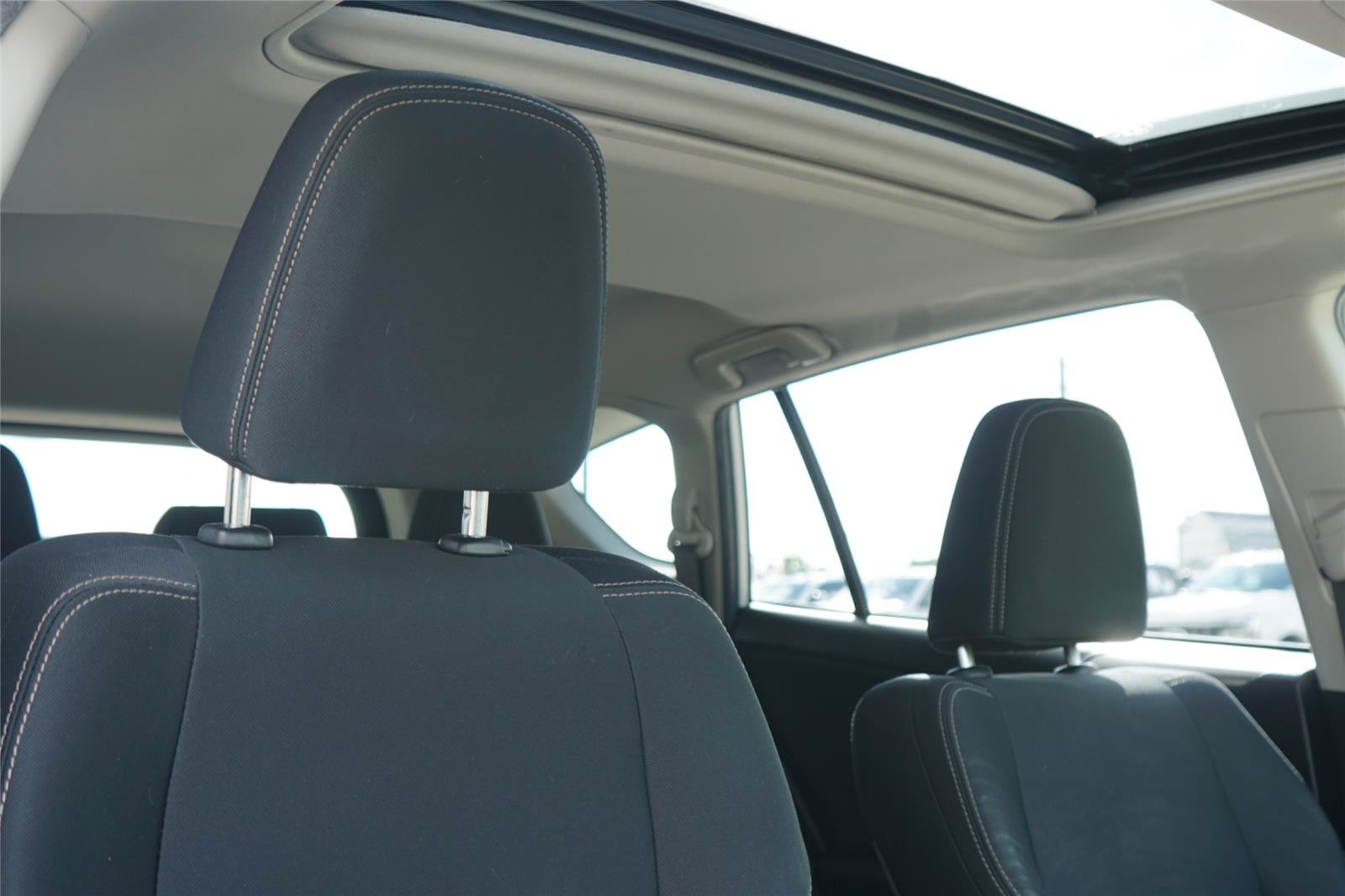 Used 2015 Toyota RAV4 XLE FWD image 29