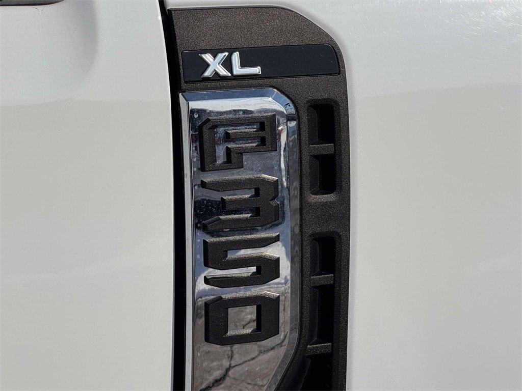 Used 2024 Ford F350 XL image 6