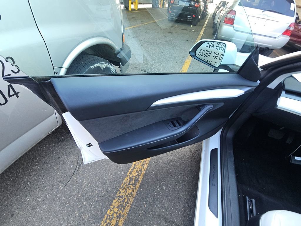 Used 2023 Tesla Model 3 Standard Range RWD image 13