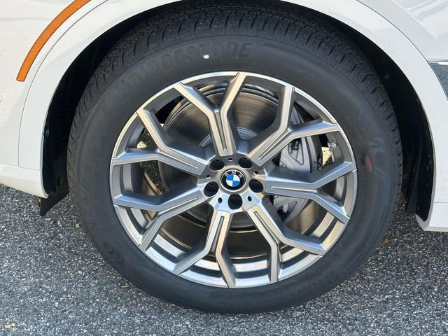 New 2026 BMW X7 xDrive40i image 7