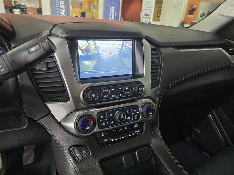 Used 2020 Chevrolet Suburban LT AWD/4WD image 22
