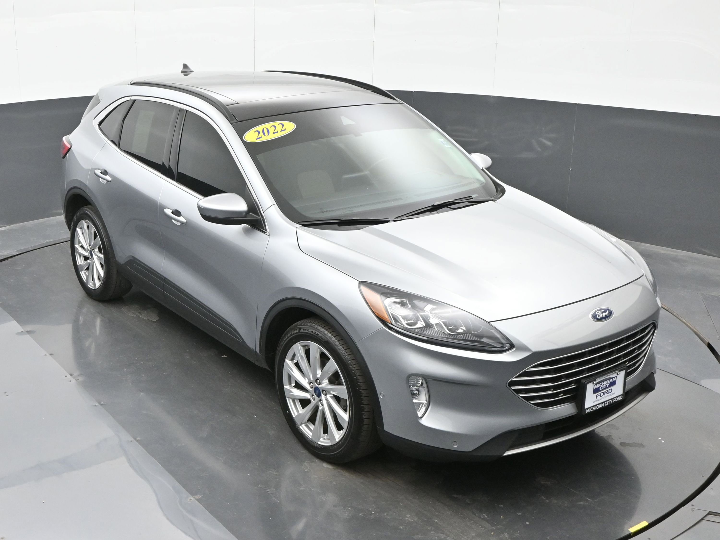 Used 2022 Ford Escape Titanium w/ Titanium Elite Package image 30