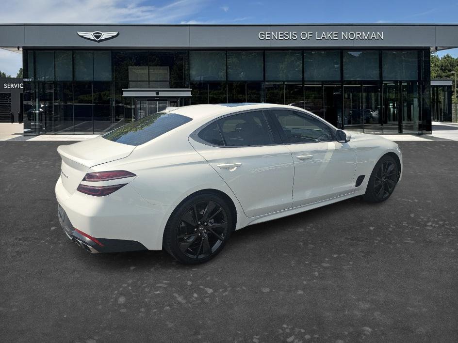 Used 2023 Genesis G70 2.0T w/ Sport Prestige Package image 5