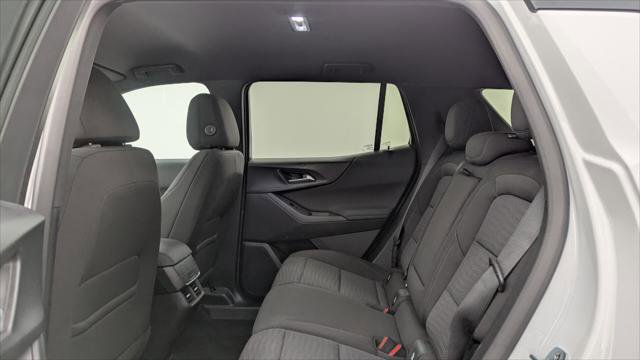 Used 2026 Chevrolet Equinox LT FWD image 17