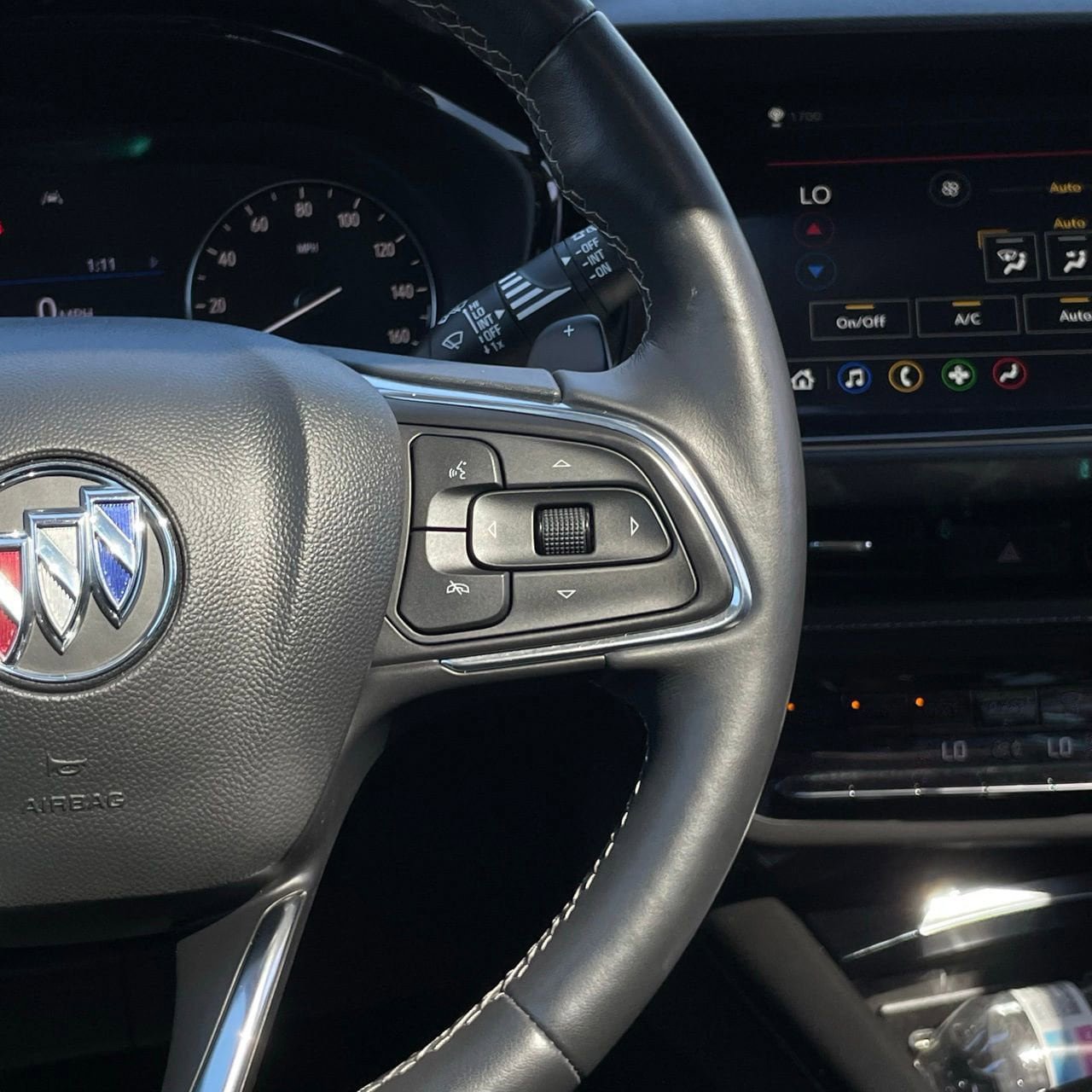 Used 2022 Buick Envision Preferred image 14