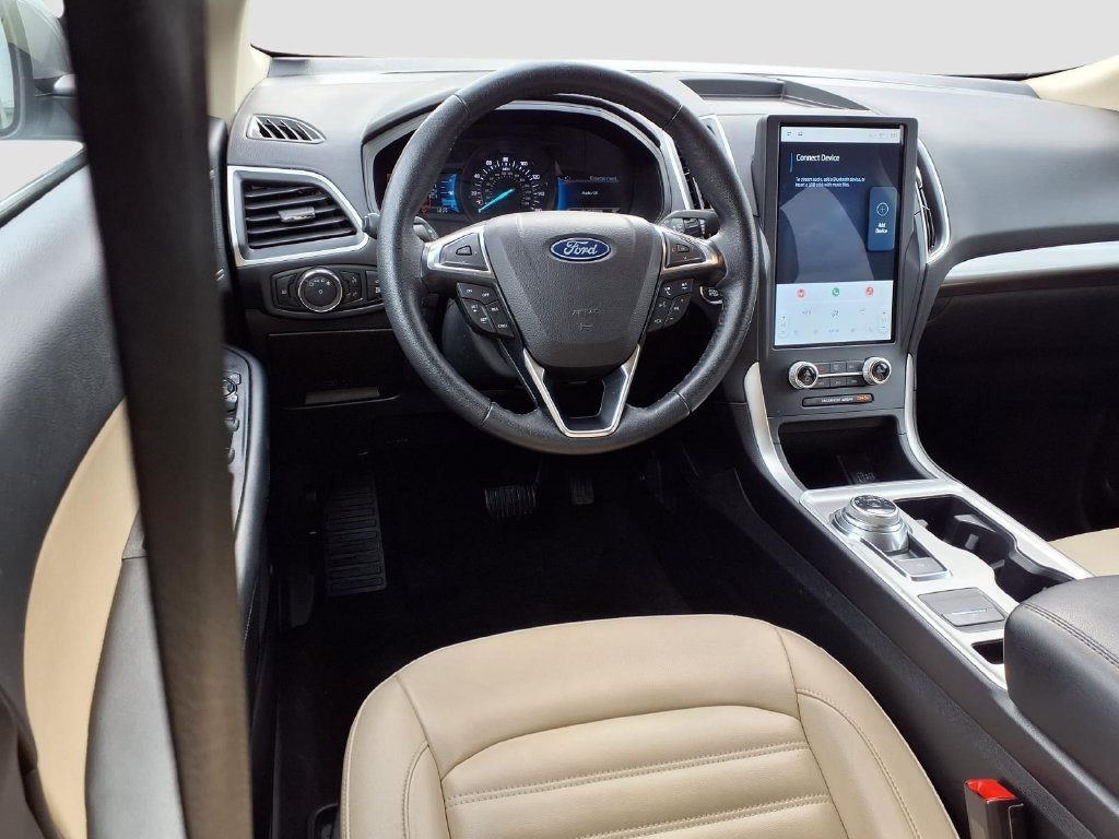 Certified 2023 Ford Edge SEL w/ Convenience Package AWD/4WD image 9