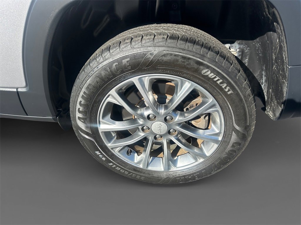 Used 2021 Jeep Cherokee Latitude Lux image 8