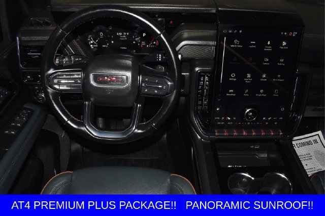 Used 2025 GMC Yukon AT4 w/ AT4 Premium Plus Package AWD/4WD image 36