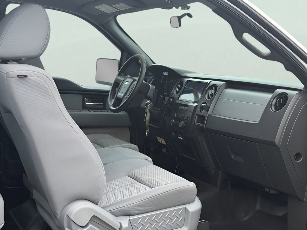 Used 2014 Ford F150 XL w/ Equipment Group 101A Mid AWD/4WD image 28