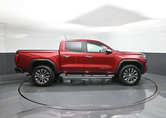 Used 2026 GMC Canyon Denali AWD/4WD image 11