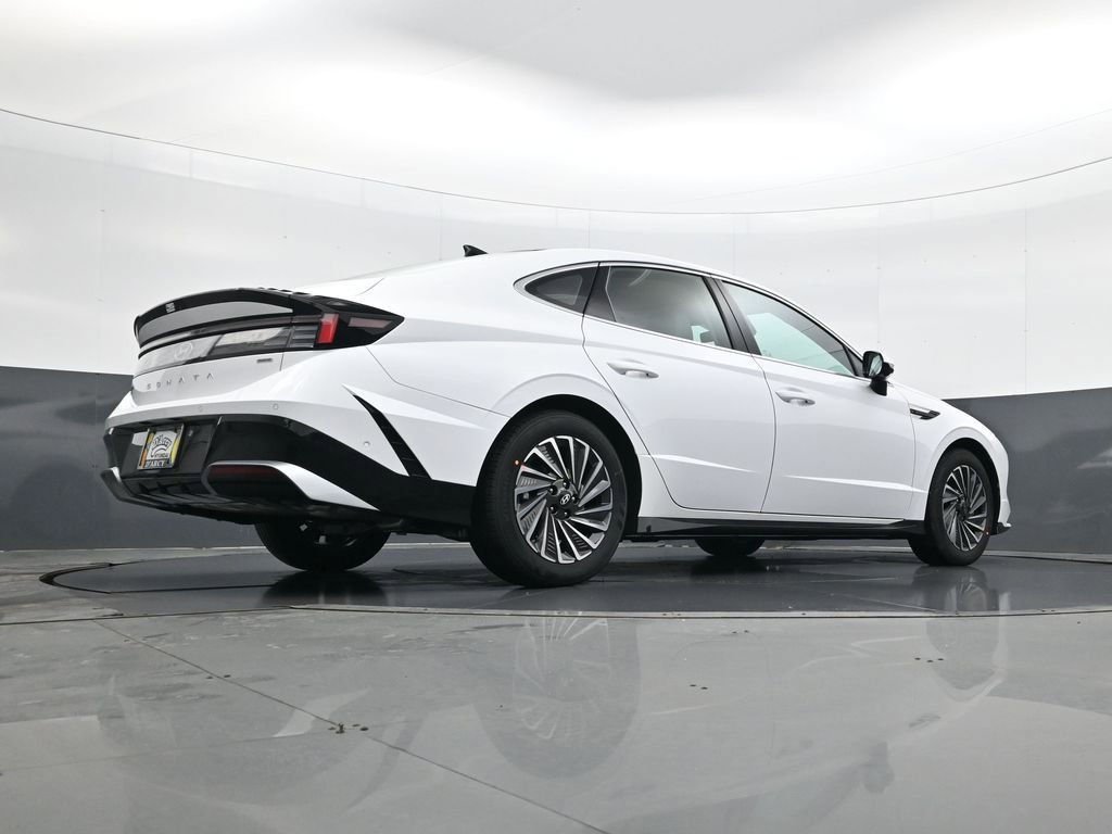 New 2026 Hyundai Sonata Limited FWD image 25