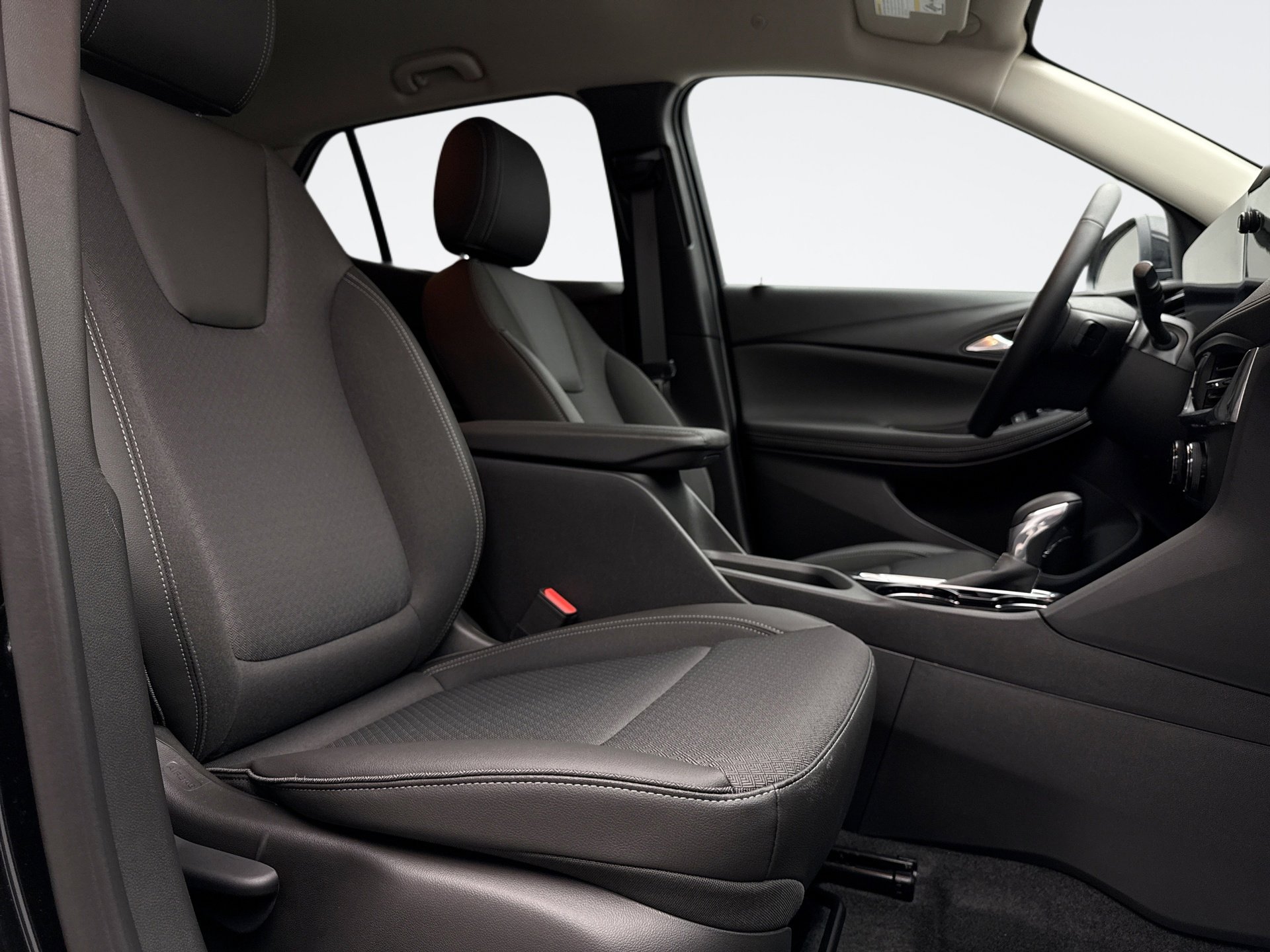 Used 2026 Buick Encore GX Preferred image 16