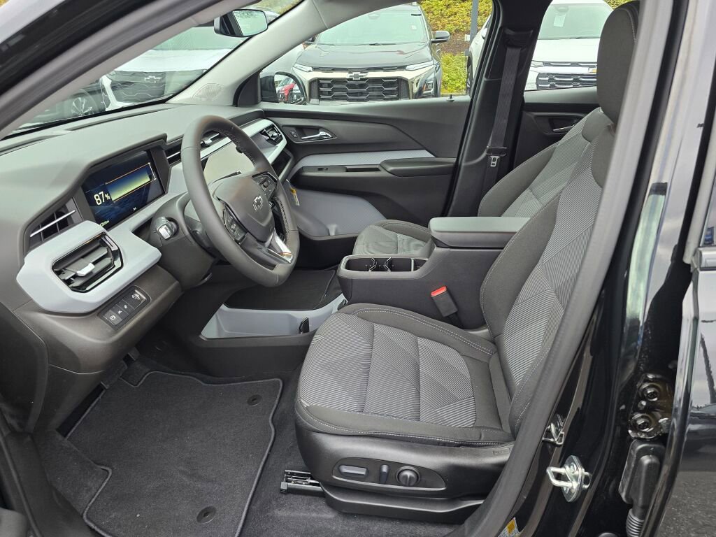 New 2027 Chevrolet Bolt LT w/ Comfort Package FWD image 21