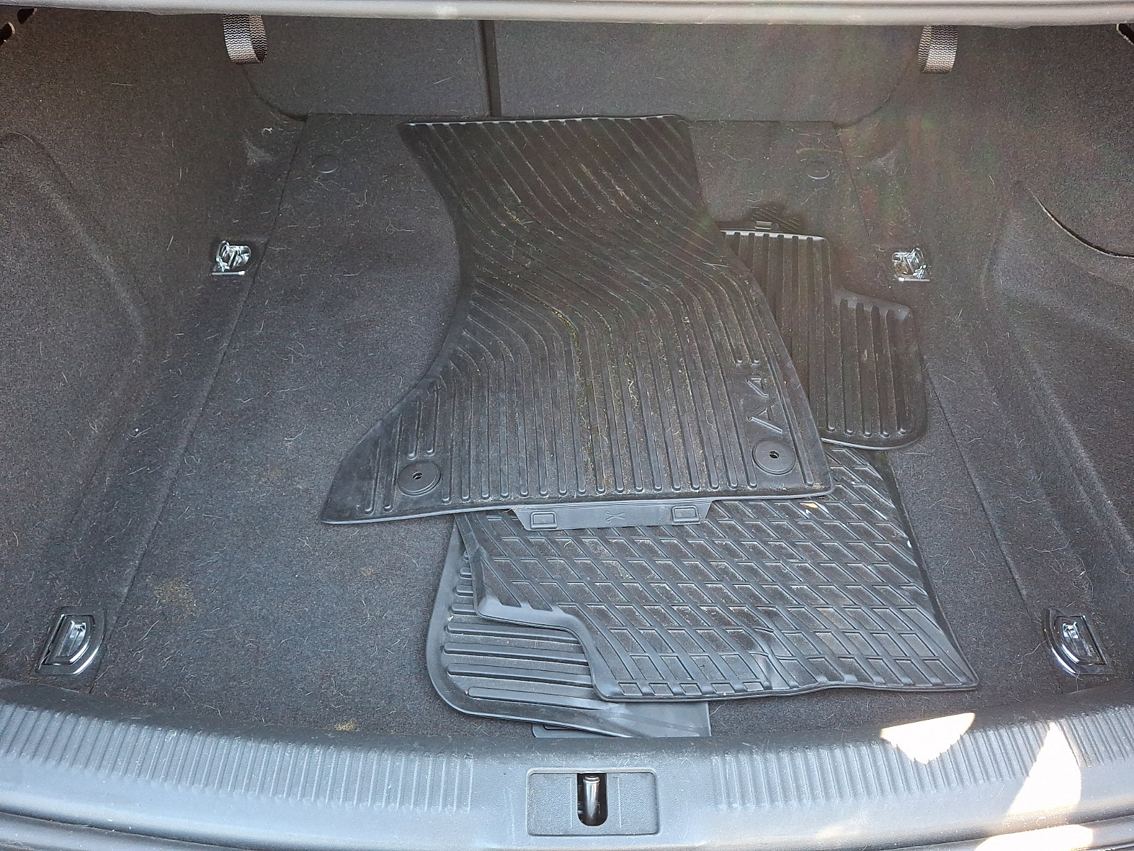 Used 2015 Audi A4 2.0T Premium image 29