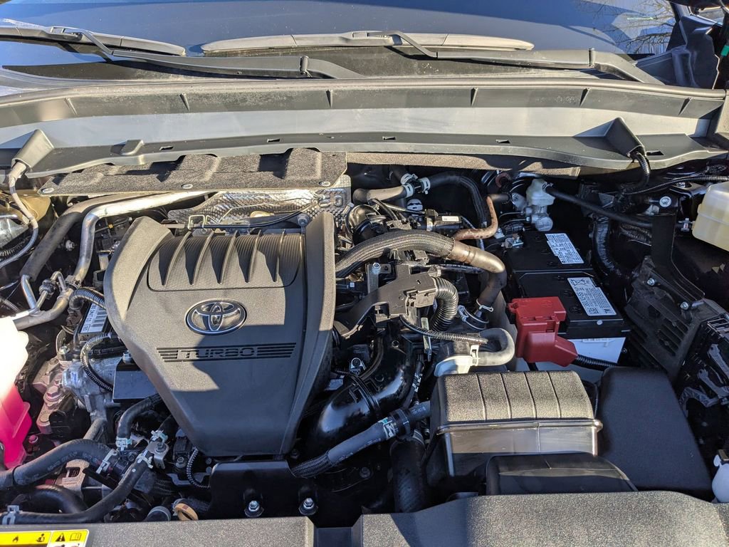 Used 2025 Toyota Grand Highlander XLE image 38