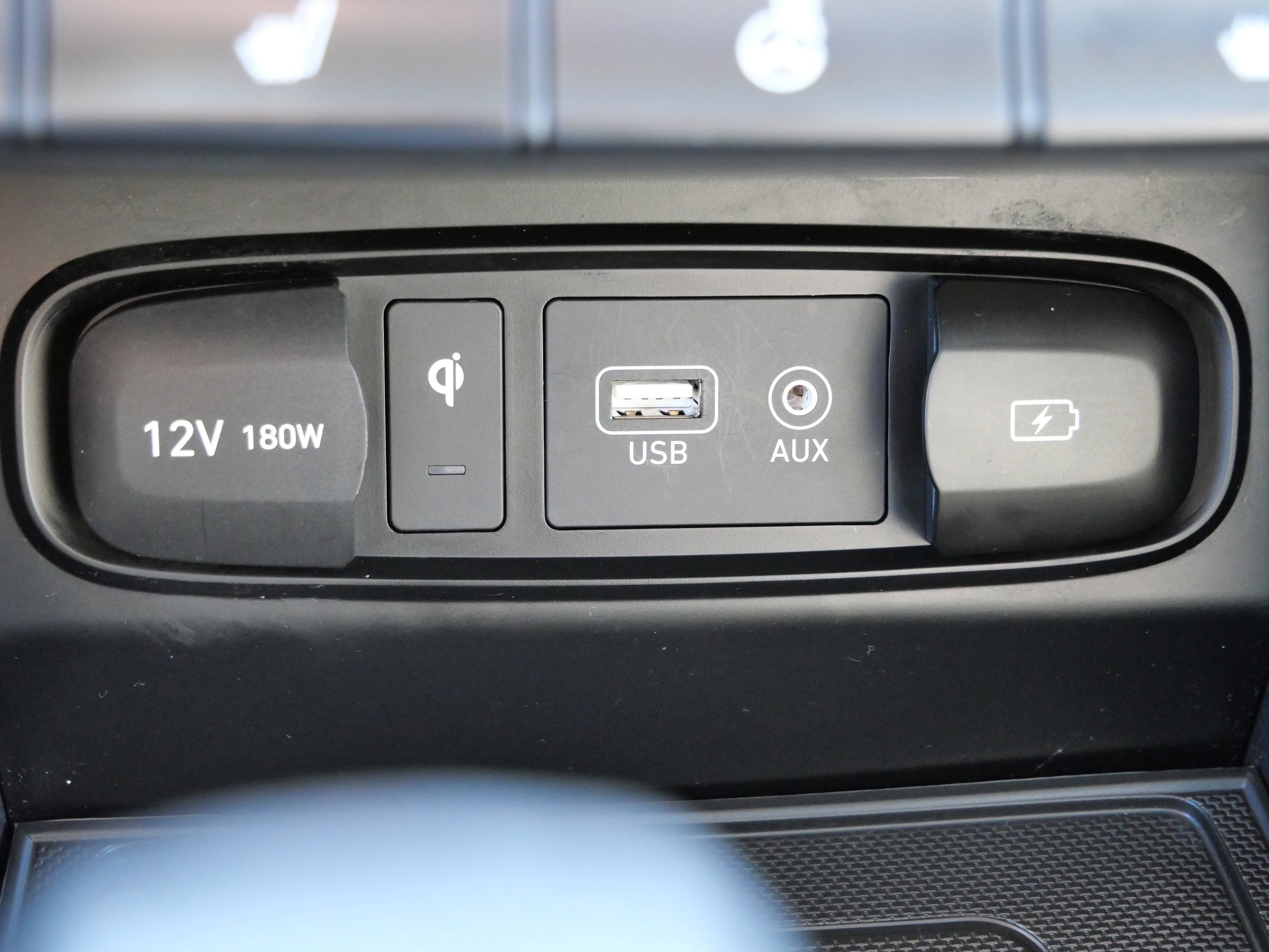 Used 2019 Hyundai Santa Fe AWD image 29