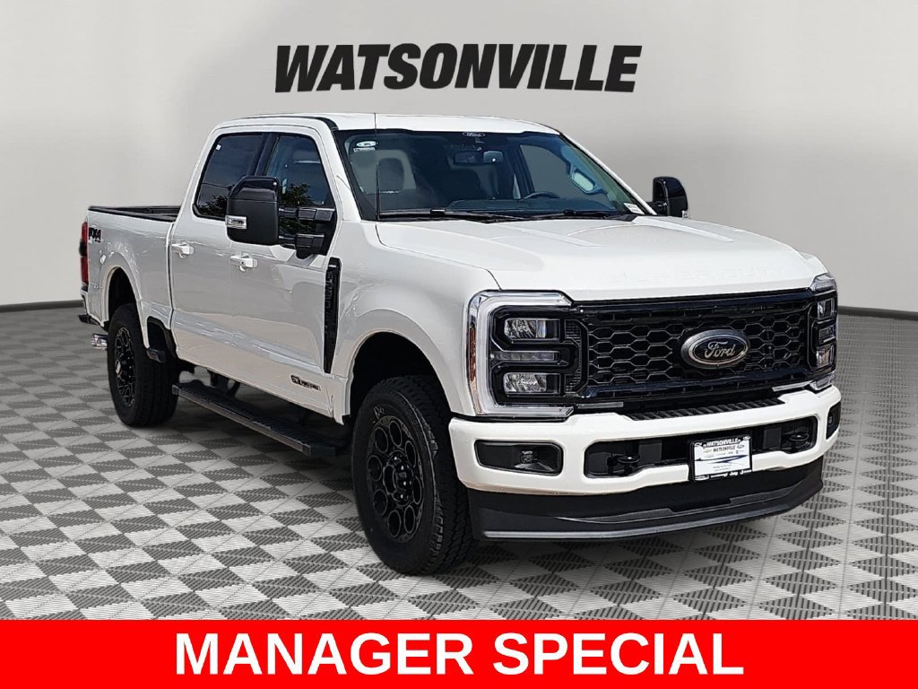 New 2026 Ford F250 Lariat w/ Black Appearance Package