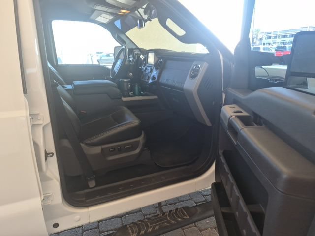 Used 2016 Ford F250 Lariat AWD/4WD image 9