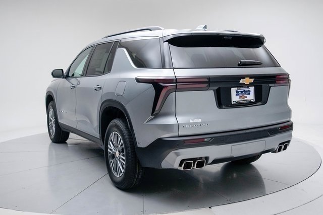 New 2026 Chevrolet Traverse LT w/ Enhanced Driving Package image 4