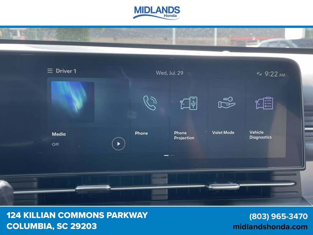 Used 2025 Hyundai Kona SEL FWD image 25