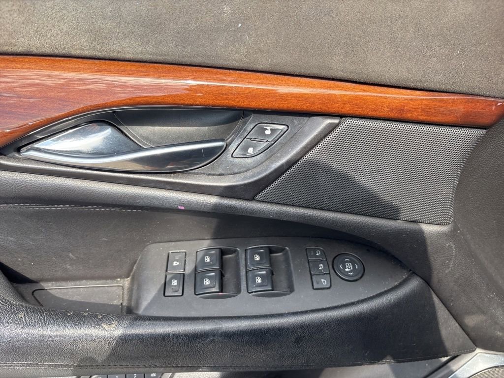 Used 2015 Cadillac Escalade ESV Luxury AWD/4WD image 17