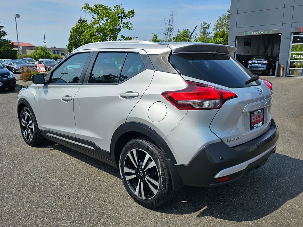 Used 2020 Nissan Kicks SR image 7