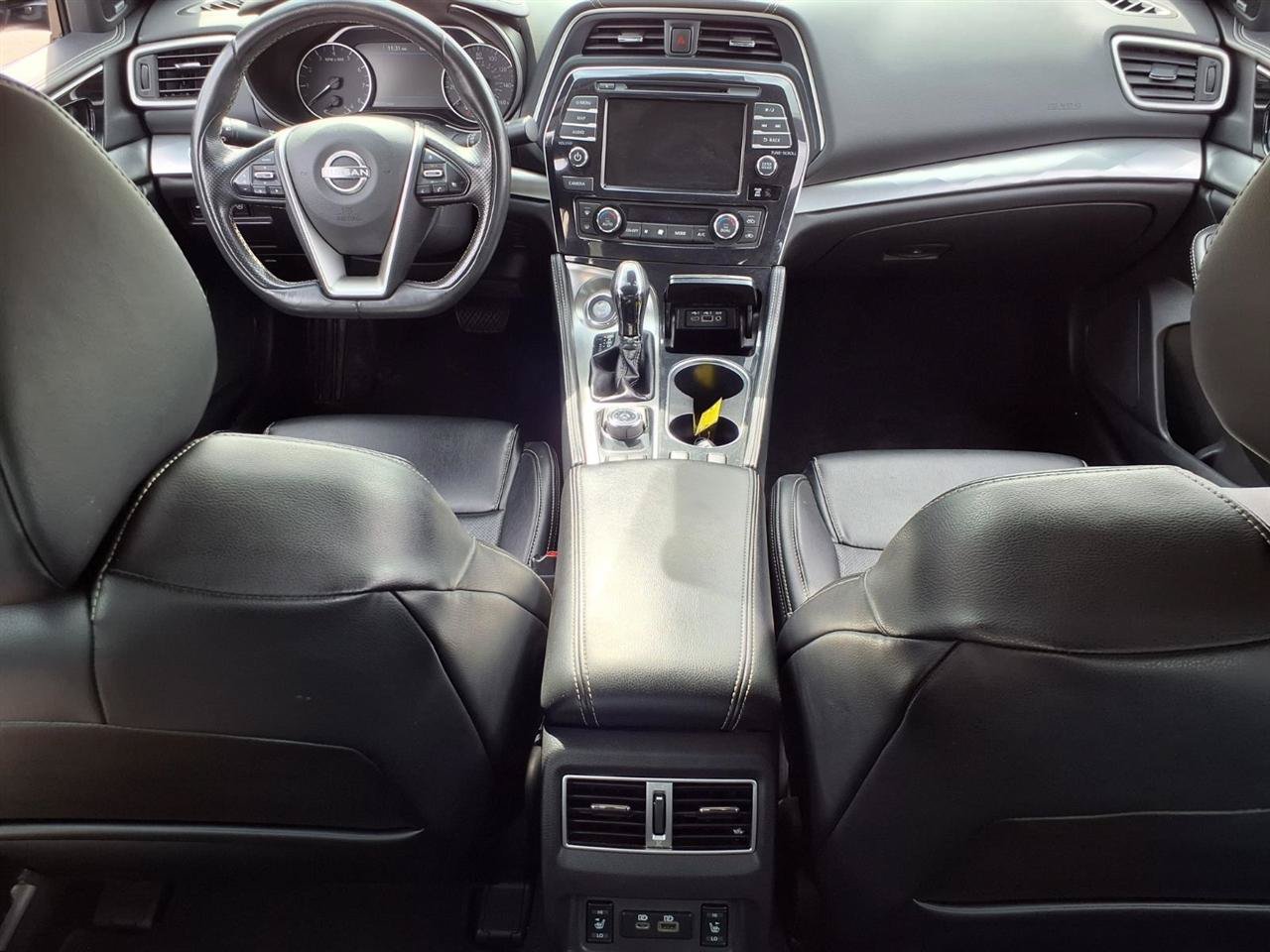 Used 2023 Nissan Maxima SL FWD image 9