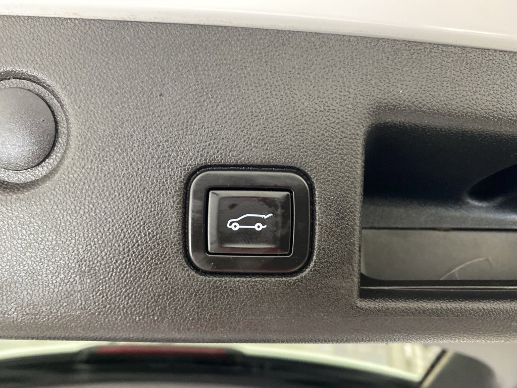 Certified 2020 Chevrolet Equinox LT image 17