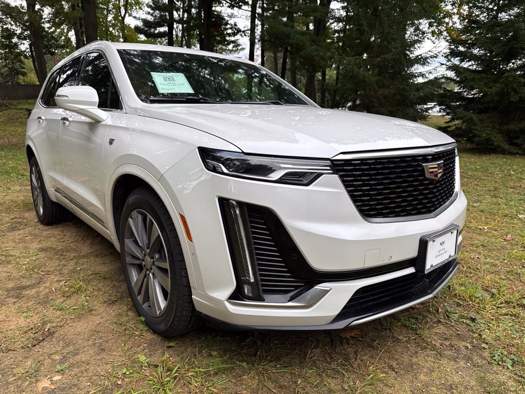 Used 2022 Cadillac XT6 Premium Luxury w/ Technology Package