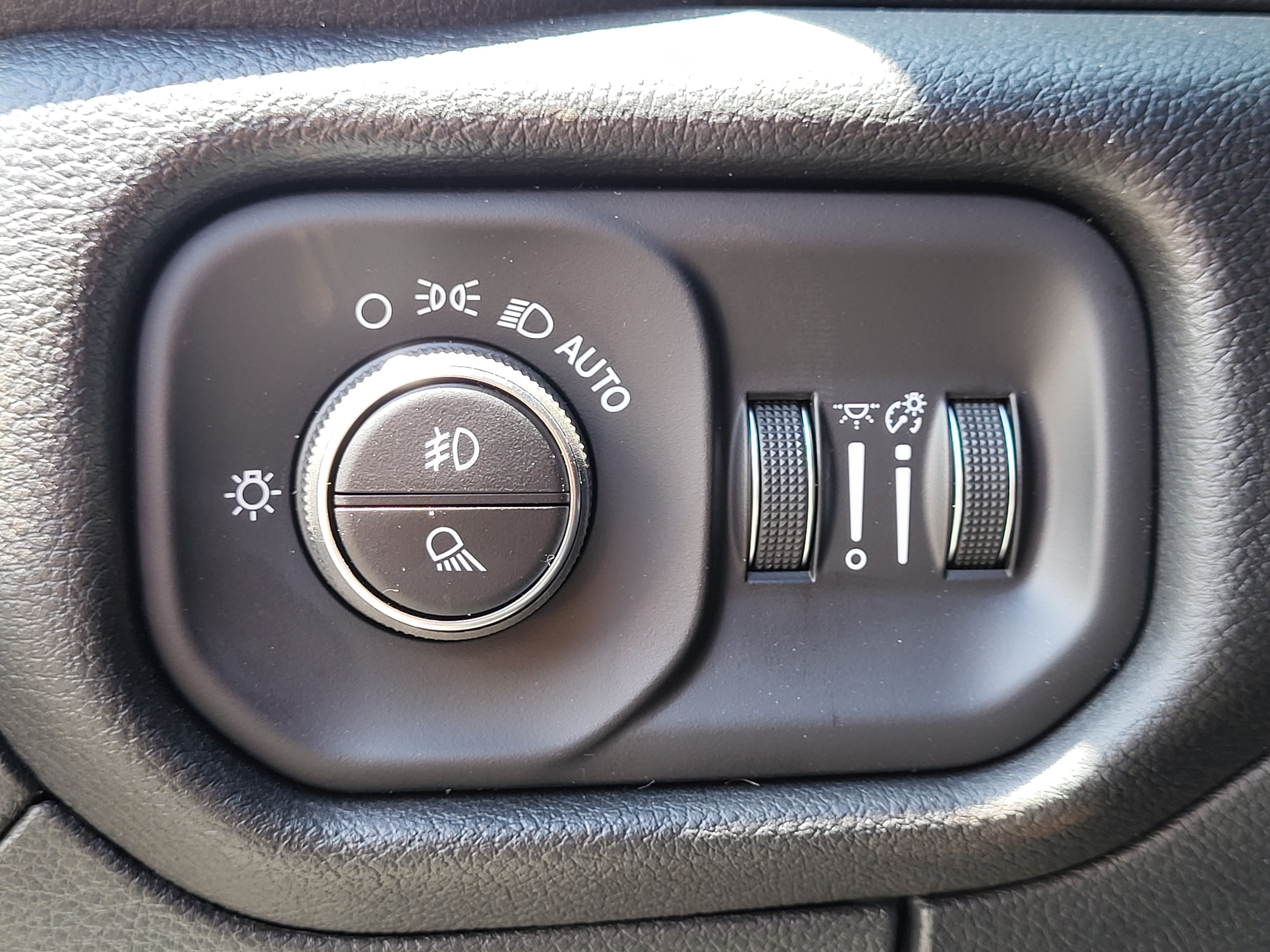 New 2026 RAM 1500 Big Horn AWD/4WD image 9