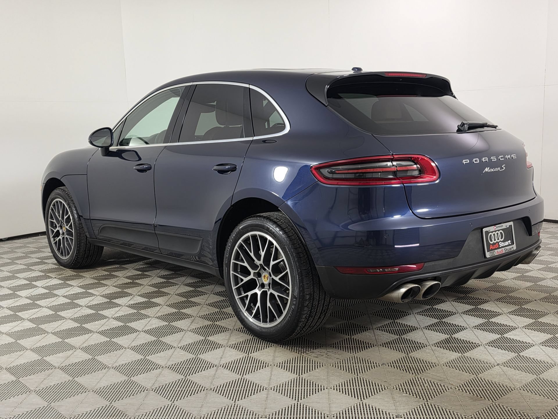 Used 2017 Porsche Macan S AWD/4WD image 5