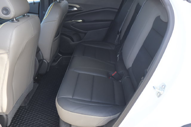 Used 2025 Chevrolet Trax ACTIV w/ Sunroof Package FWD image 14