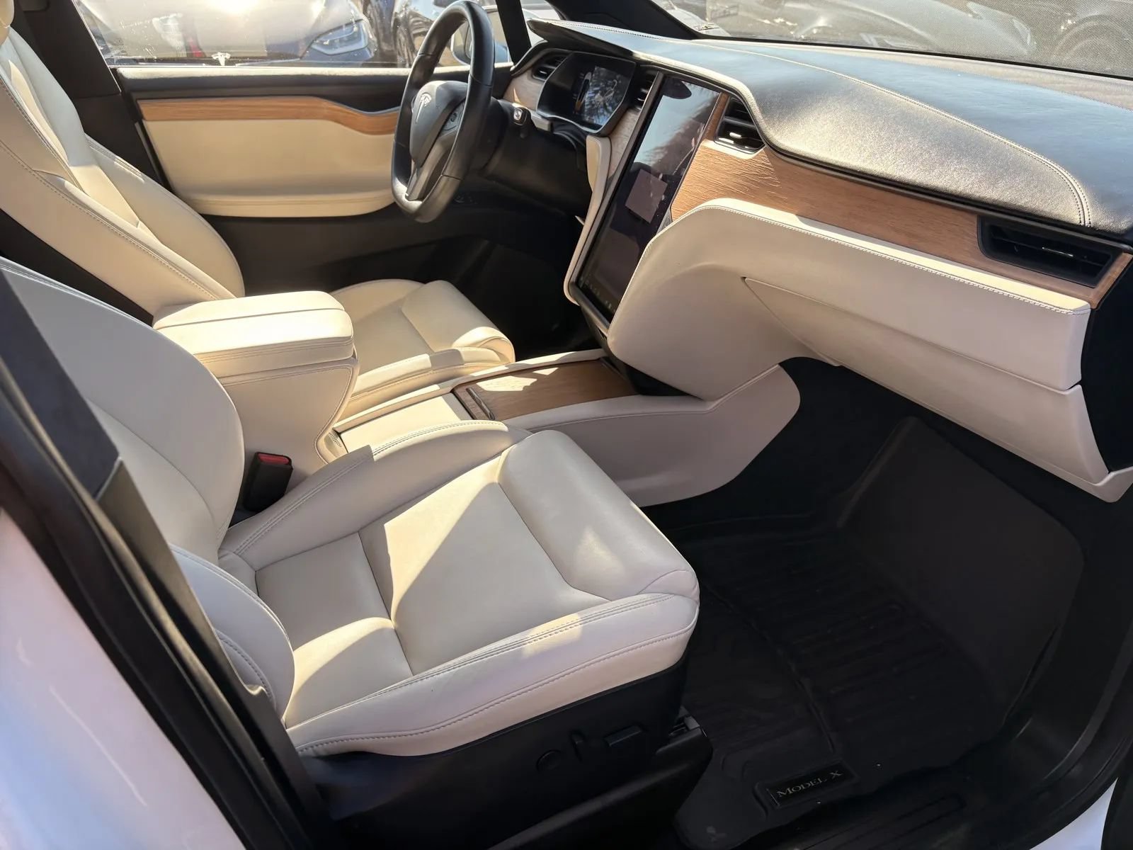 Used 2020 Tesla Model X Performance AWD/4WD image 6
