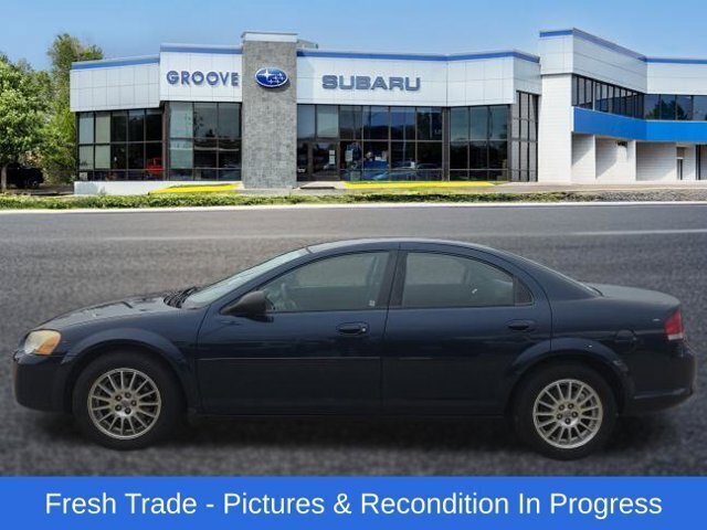 Used 2005 Chrysler Sebring Touring FWD image 2