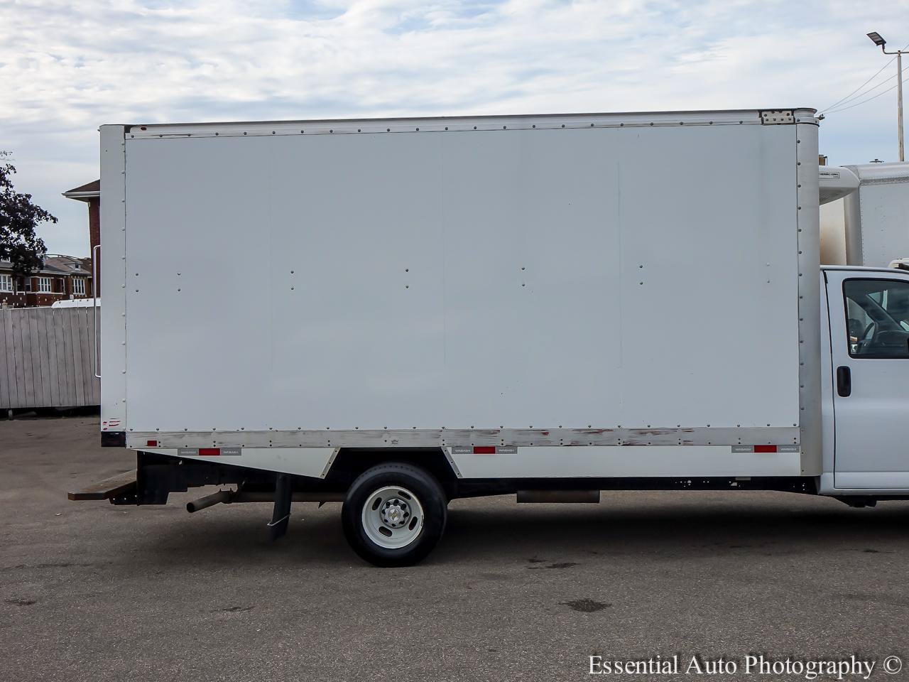 Used 2024 Chevrolet Express 3500 w/ Power Convenience Package RWD image 7