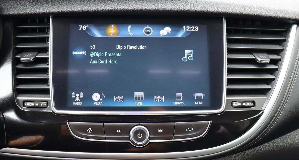 Used 2021 Buick Encore Preferred w/ Safety Package II FWD image 46