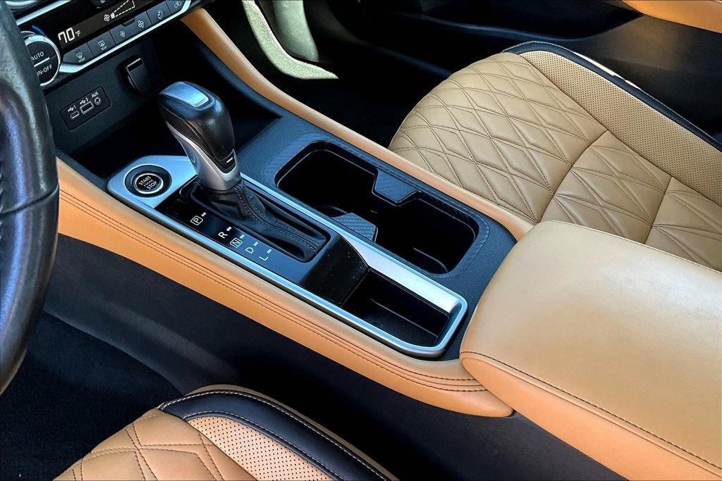 Used 2023 Nissan Sentra SV w/ SV Premium Package image 15