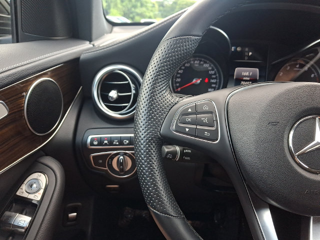 Used 2019 Mercedes-Benz GLC 300 4MATIC image 20