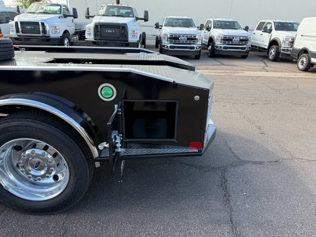 New 2026 Ford F550 4x4 Crew Cab w/ XLT Value Package image 10