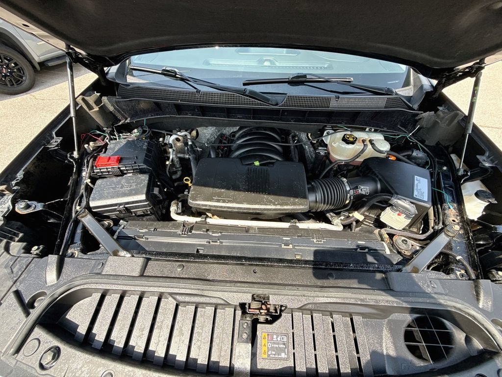 Used 2019 Chevrolet Silverado 1500 LTZ w/ LTZ Convenience Package AWD/4WD image 34