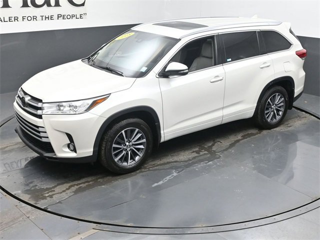 Used 2018 Toyota Highlander XLE image 43