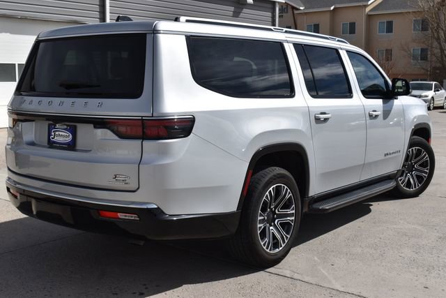 Used 2024 Jeep Wagoneer L Series II w/ Flexible Seating Group image 5