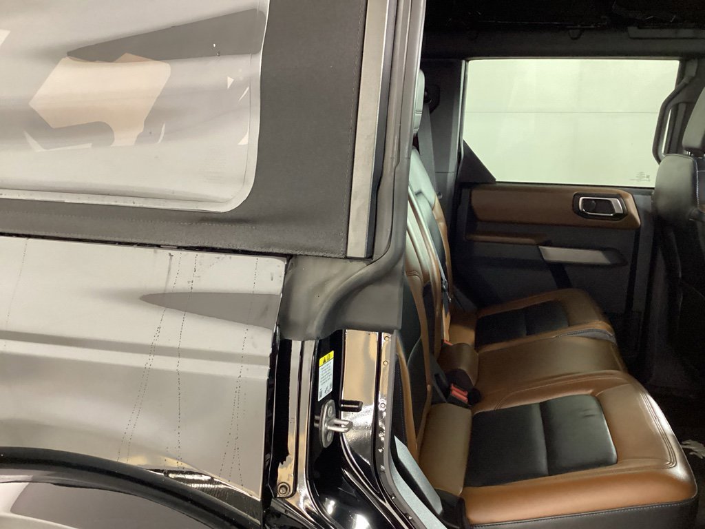 Used 2021 Ford Bronco Outer Banks image 11