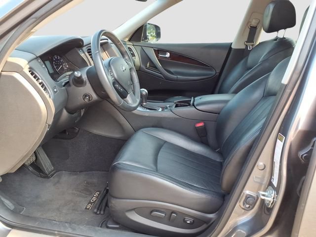 Certified 2017 INFINITI QX50 AWD w/ Deluxe Touring Package image 4