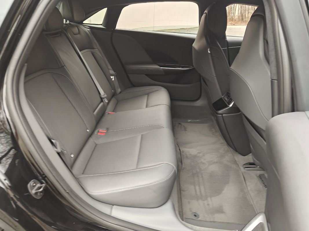 Used 2024 Lucid Air Pure image 13
