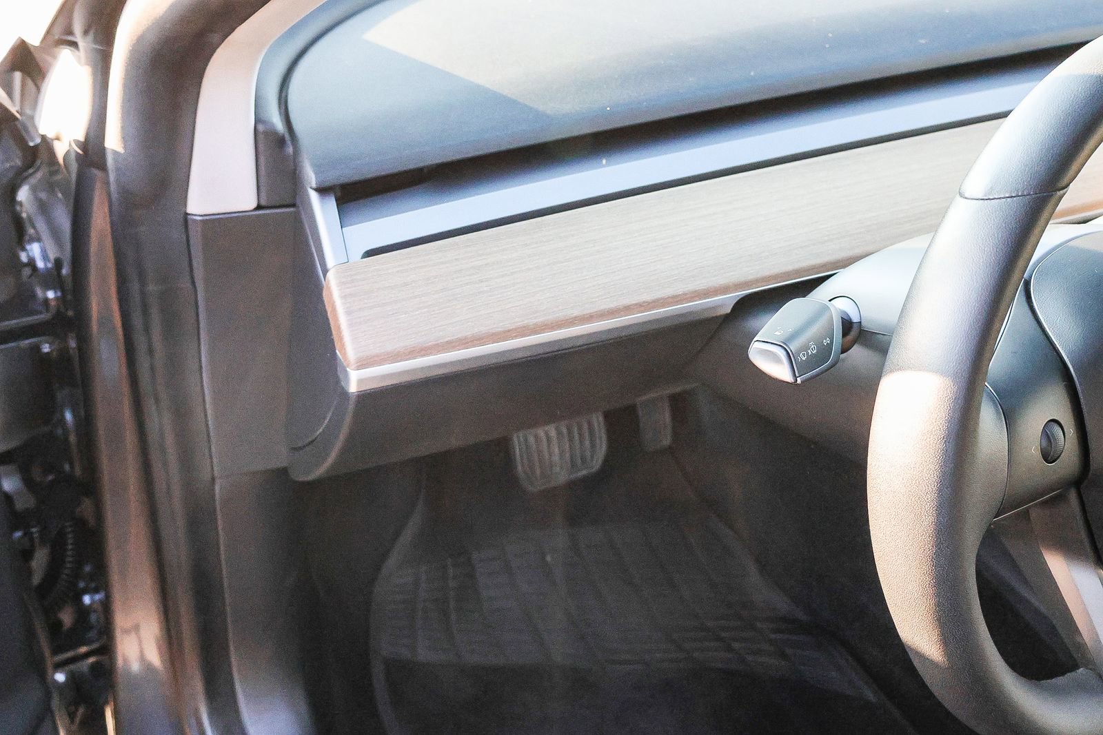 Used 2020 Tesla Model 3 Long Range image 31