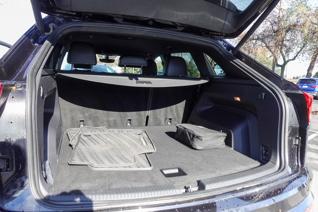 Used 2021 Volkswagen Atlas Cross Sport SE image 27