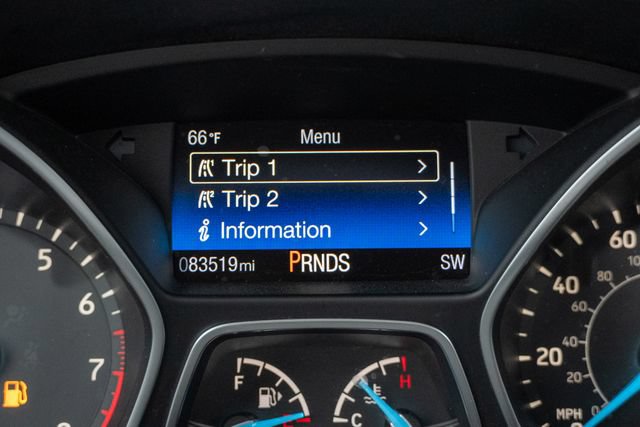 Used 2017 Ford Focus Titanium FWD image 22