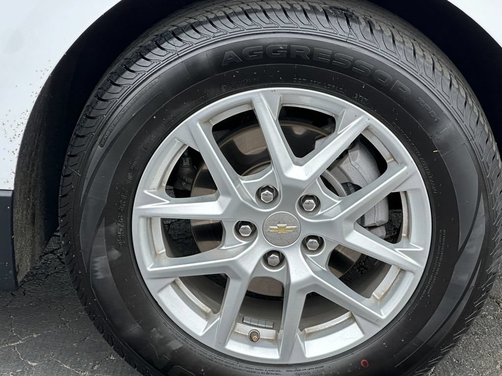 Used 2024 Chevrolet Equinox LT FWD image 14