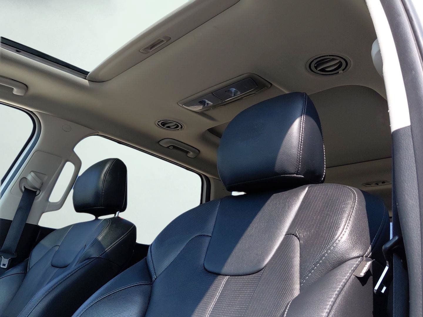 Used 2020 Kia Telluride SX AWD/4WD image 19